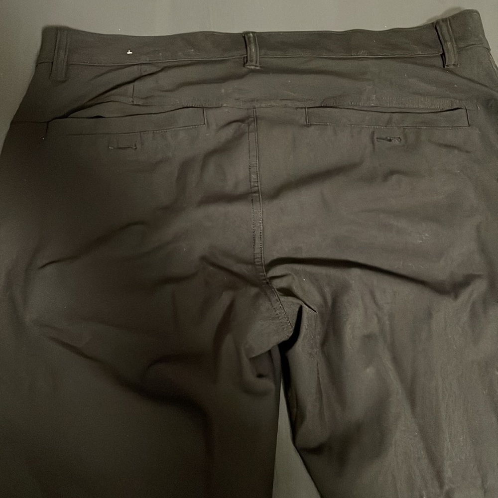 Old navy active pants - Picture 5 of 5